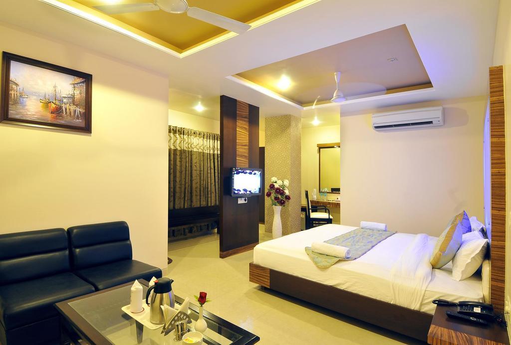 Hotel Simran Pride, Raipur Chambre photo